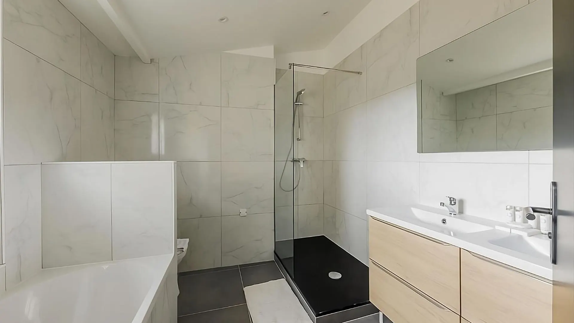 5 Amazing View Tour Eiffel Invalide Bon Marche Apartment Paris